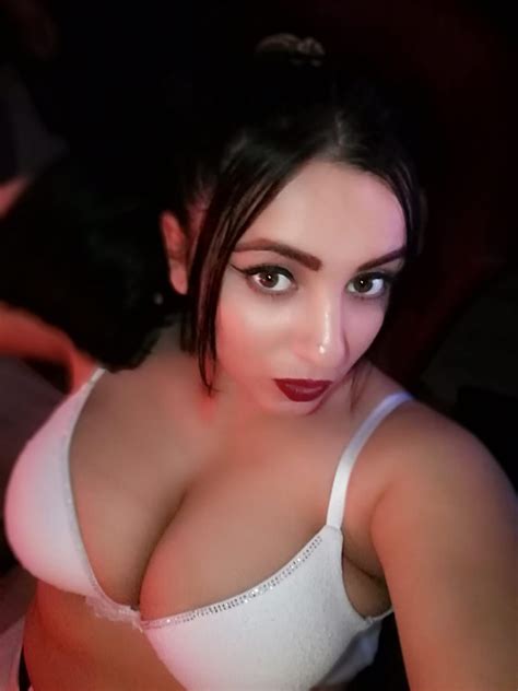 Bella Vollbusige Escort Sch Nheit F R Sex Im Haus Oder Hotel In