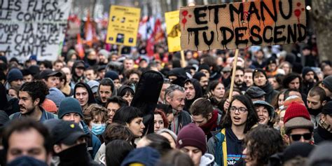 Manifestation contre la réforme des retraites en direct WEBTUBE fr