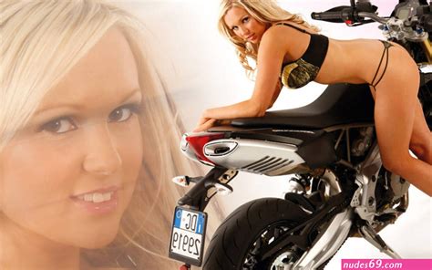 Naked Women On Motorcycles Nudes