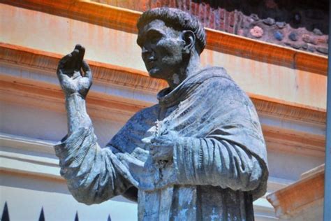 En Córdoba se olvidaron hoy del natalicio de Fray Mamerto Esquiú su