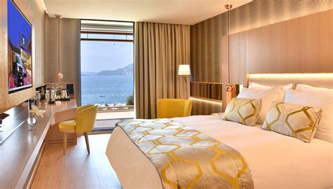 Premium Sea View Room