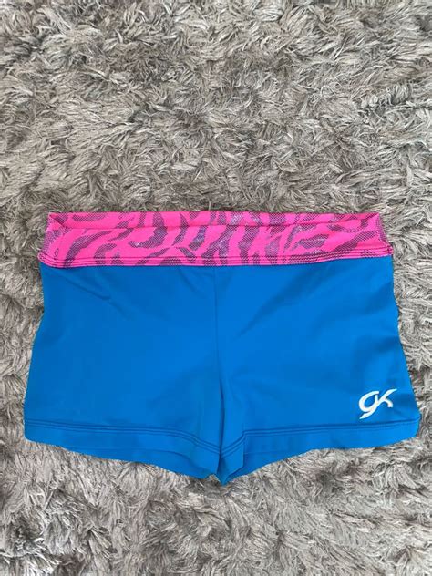 GK elite gymnastics shorts, Women's Fashion, Activewear on Carousell