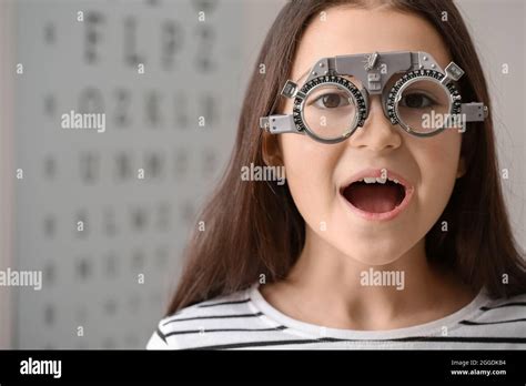 Little Girl Undergoing Eye Test In Clinic Stock Photo Alamy