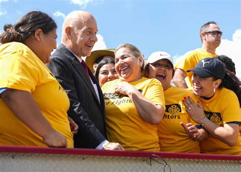Houston Firefighter Pay Dispute Resolved Whitmire Announces