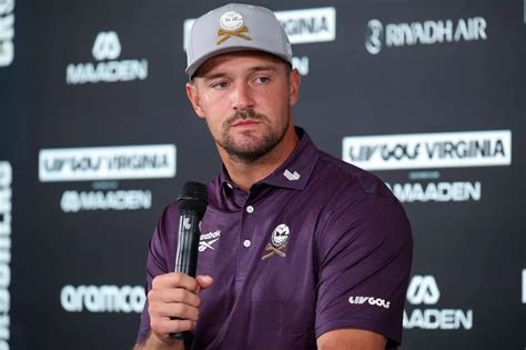 Charley Hull The Bikini Queen Shines With Her Stunning Beach Outfits My Blog