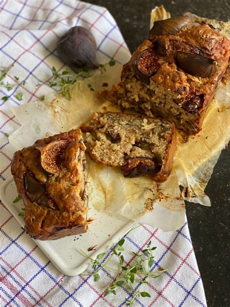 Hartige Cake Met Vijgen Walnoten En Geitenkaas Foodinista