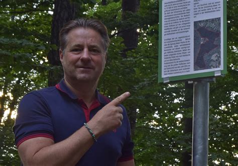 Freiheitliche Forderung im Bezirksrat umgesetzt: Zwei neue Schautafeln