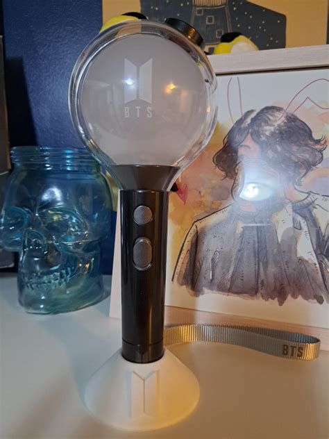 STL file Lightstick support BTS ARMYBOOMB 🎵・Model to download and 3D print・Cults