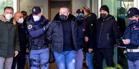 Ndrangheta Colpo Ai Clan Della Sibaritide Le Foto Degli Arrestati