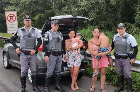 Policiais rodoviários salvam vida de criança engasgada na via Anchieta