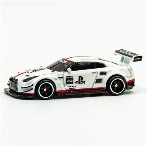 Машинка Hot Wheels Pop Culture Nissan GT R Nismo GT HXD в Протекторе купить с