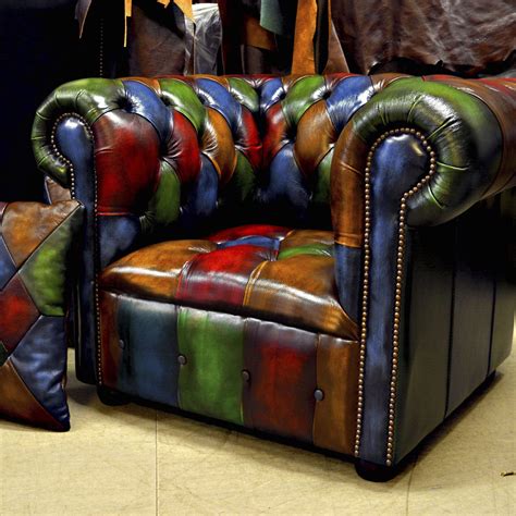 Fauteuil Club Chesterfield Button Seat Harleq En Cuir Multicolore