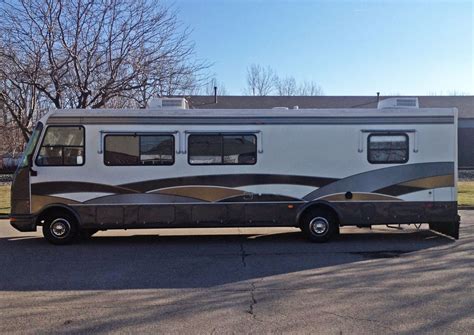 1996 34 Foot Coachman Class A Motorhome For Sale In Mentor Oh Offerup