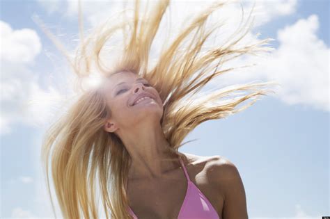 Cuidados básicos para proteger el cabello en verano Cabellos C