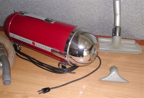 25 Best Images About Retro Vacuums On Pinterest