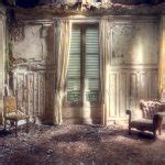 15 Photos Of Abandoned Living Rooms In Decay Urban Photography By