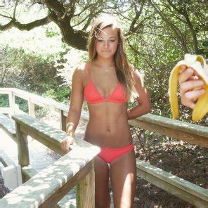 Pink Bikini Gap Porn Pic