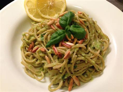 Spaghetti With Creamy Avocado Pesto Avocado Pesto Summer Dishes