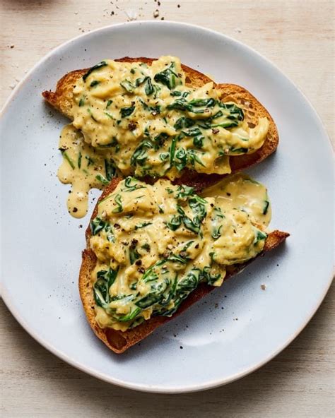 Creamed Spinach Scrambled Eggs Scrambled Eggs With Spinach Spinach Egg