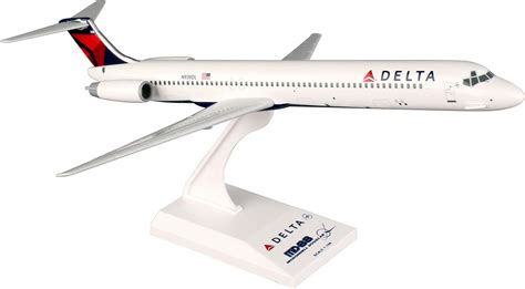 Amazon Daron Skymarks Delta Md 88 Model Kit 1 150 Scale Arts