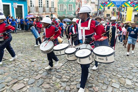 Salvador Bahía Brasil 02 de julio de 2022 Se ve a estudiantes de