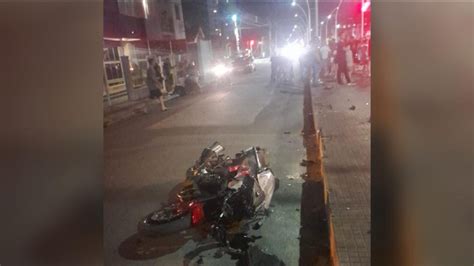 Motociclista morre após bater Kawasaki em poste Jornal Razão