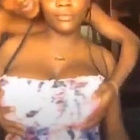 Naija Girls Boobs Nude Sexy Photos