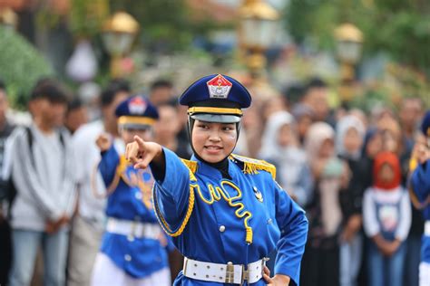 Gita Nirwana SMPN 4 Dan Paskibra MAN 2 Kota Madiun Meriahkan Event