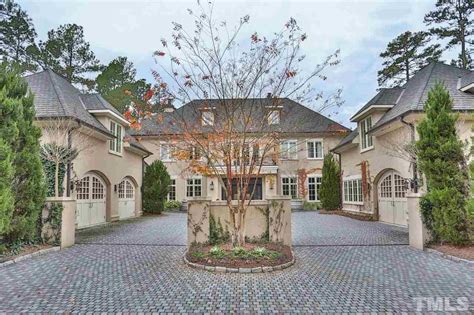 This 9000 Sf European Palazzo Is Unbelievable It Quite Literally Has