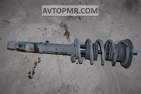 Стойка амортизатора в сборе передняя левая Lexus IS250 IS300 IS350 06 ...