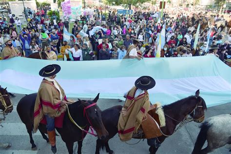 Los Gauchos Festejaron La Fecha Patria