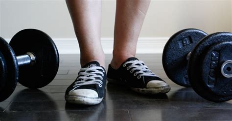 Which Shoes Are Best for Weight Lifting? | Greatist