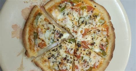 Jain Pizza No Yeast No Oven Recipe By Dimple Shah Cookpad