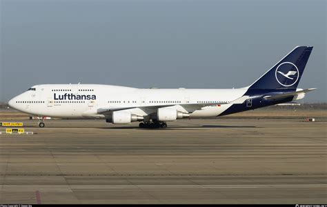 D-ABVM Lufthansa Boeing 747-430 Photo by Steven Ma | ID 1387039 ...