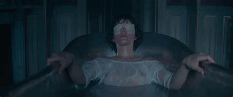 Naked Stéphanie Sokolinski in La danseuse
