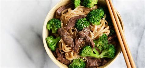 Chinese Beef And Broccoli Rice Noodles Annie Chun S