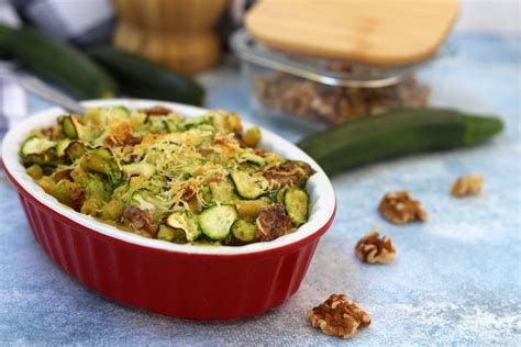 Pasta Al Forno Con Zucchine E Noci Senza Besciamella Cibo Che Passione