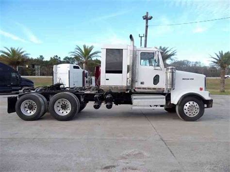 Western Star 4900 Fa 2006 Sleeper Semi Trucks