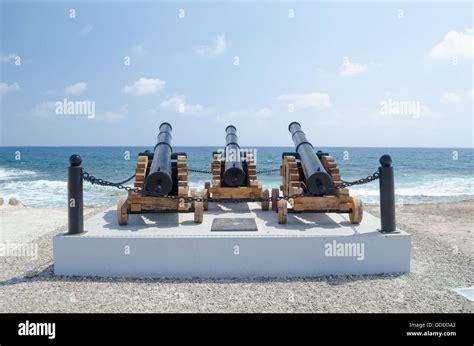 Paphos Castle (Paphos, Cyprus Stock Photo - Alamy