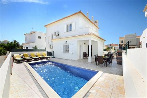 Villa to rent in Albufeira, Algarve with private pool | 75857