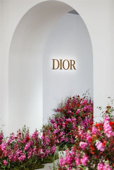 Dior Floral Atelier Yuwa Ciao Jp