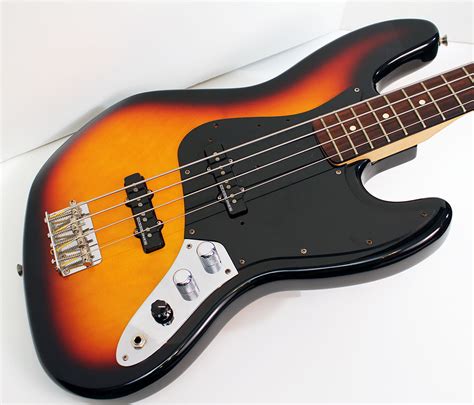 Fender Jazz Bass - www.12fret.com