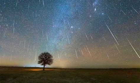 Espetáculo celestial chuva de meteoros Líridas iluminará o céu na