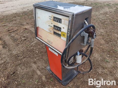 Amoco Fuel Pump Bigiron Auctions