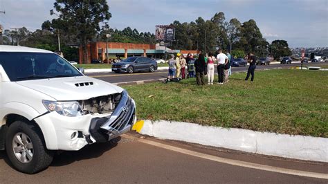 Passageira De Moto Fica Ferida Em Acidente No Trevo Da Portal Na BR 277