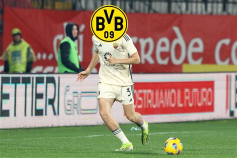 Borussia Dortmund Flirt Vor Bundesliga Wechsel Bvb Schaut Genau Hin