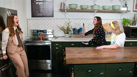 Drew Barrymore Reveals Stunning Kitchen In The Home Edit Season 2 Trailer Watch Video Hello