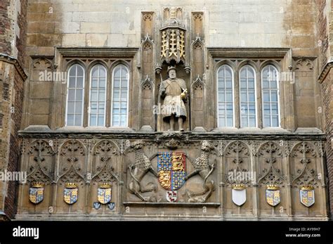 Great Gate To Trinity College Details At Trinity Street Cambridge Uk