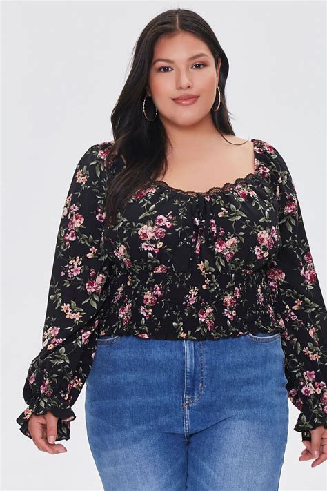 Plus Size Floral Print Top