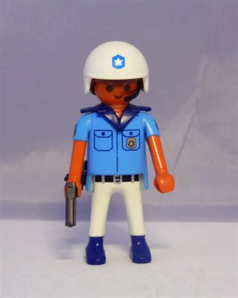 Playmobil City Police Officer Polizist Mit Helm Und Pistole Eur